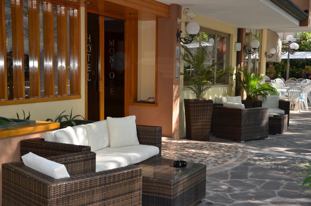 Hotel Monique Cervia Exterior foto