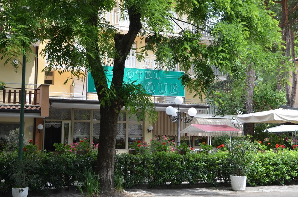 Hotel Monique Cervia Exterior foto