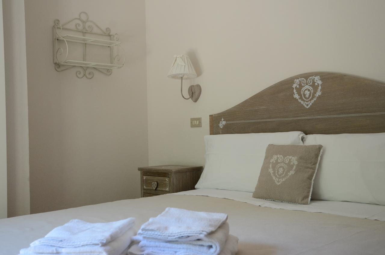 Hotel Monique Cervia Exterior foto